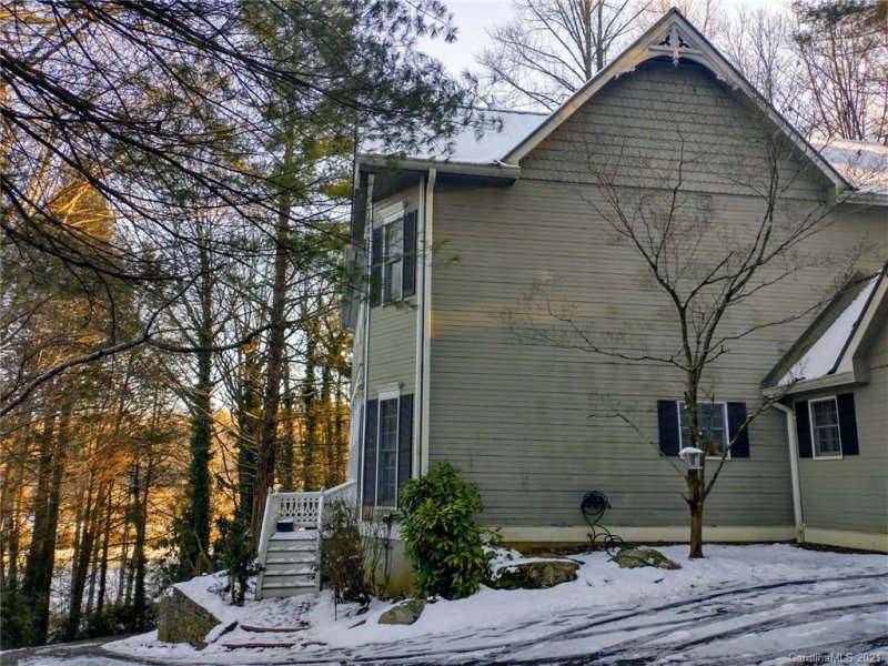 Property image 3 at 1053 Old Town Way, Hendersonville, NC 28739