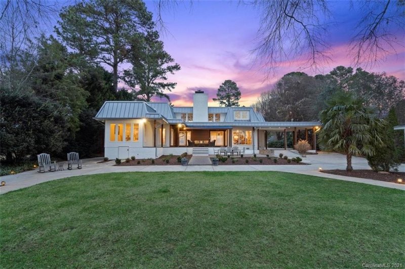 Property image 4 at 708 Isle Of Pines Road, Mooresville, NC 28117