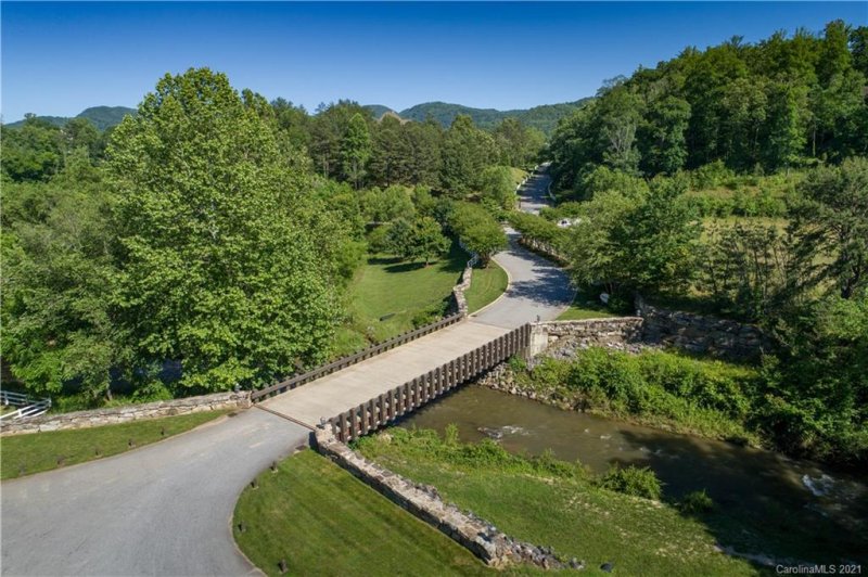 Property image 3 at 19 Bradford Vista, Fletcher, NC 28732