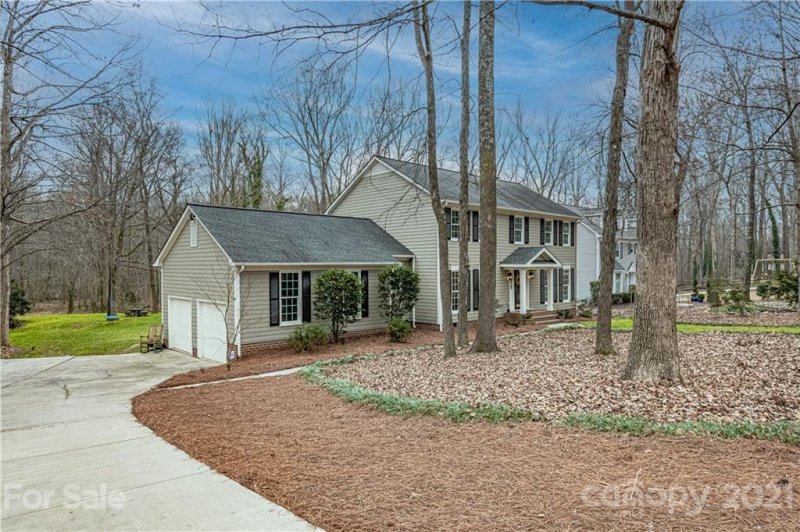 Property image 3 at 10411 Stonemede Lane, Matthews, NC 28105