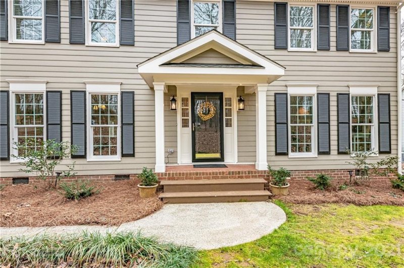 Property image 4 at 10411 Stonemede Lane, Matthews, NC 28105