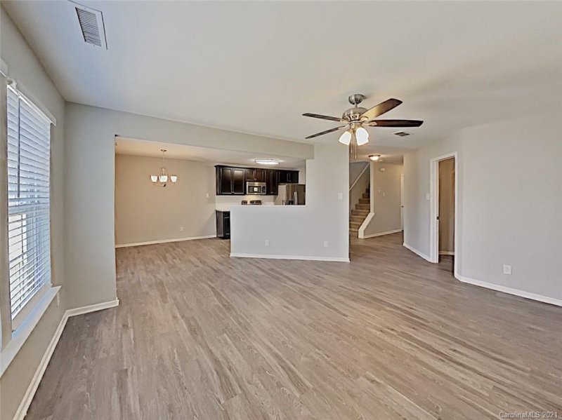 Property image 3 at 919 Swearngan Ridge Court, Charlotte, NC 28216