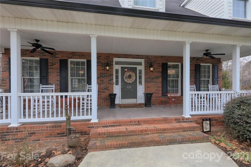 Property image 3 at 814 Vintage Drive, Mooresville, NC 28115