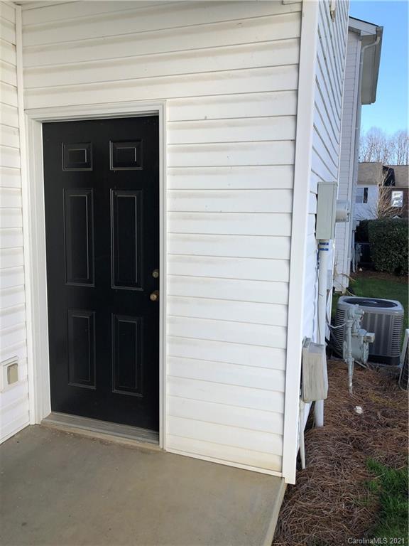 Property image 3 at 2417 Ryerson Court, Charlotte, NC 28213