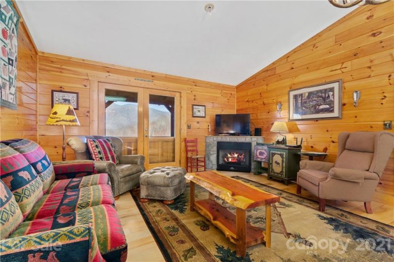 Property image 4 at 211 Gordon Drive, Waynesville, NC 28786