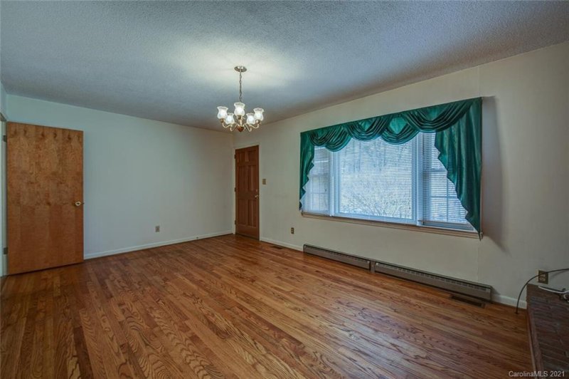 Property image 5 at 1526 Landsdowne Drive, Gastonia, NC 28054