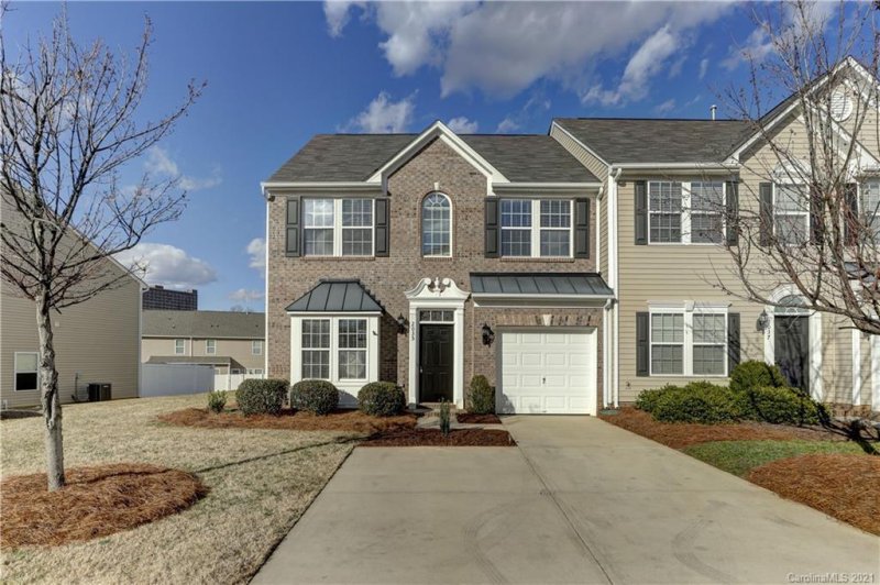 2035 Oxford Heights