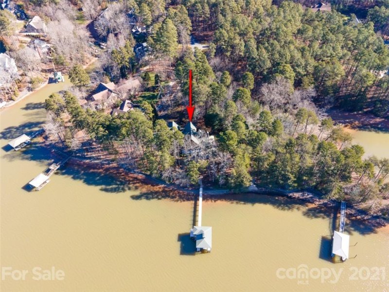 Property image 2 at 210 Deer Run Drive, Troutman, NC 28166