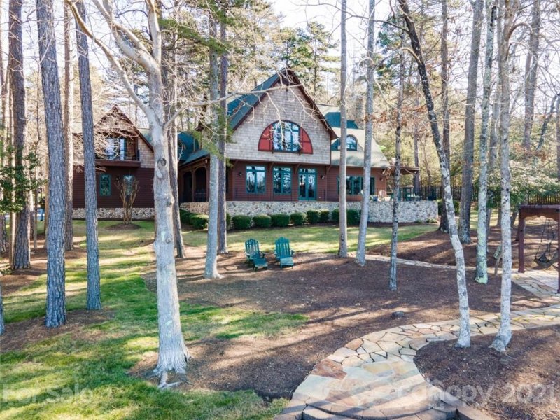 Property image 4 at 210 Deer Run Drive, Troutman, NC 28166