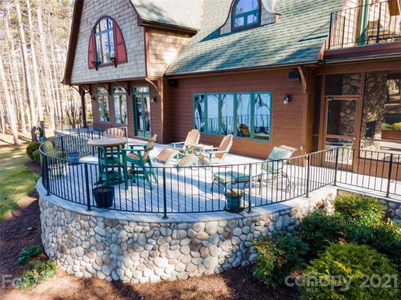 Property image 5 at 210 Deer Run Drive, Troutman, NC 28166