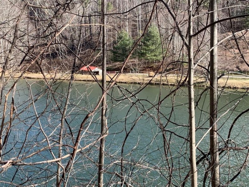 Property image 4 at 33 Rugged Top Road, Waynesville, NC 28786