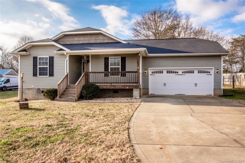 Property image 2 at 154 Planters Row Road, Iron Station, NC 28080