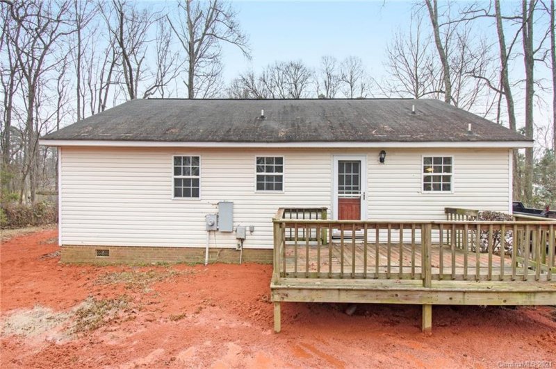 Property image 5 at 401 Touch Me Not Lane, Charlotte, NC 28216