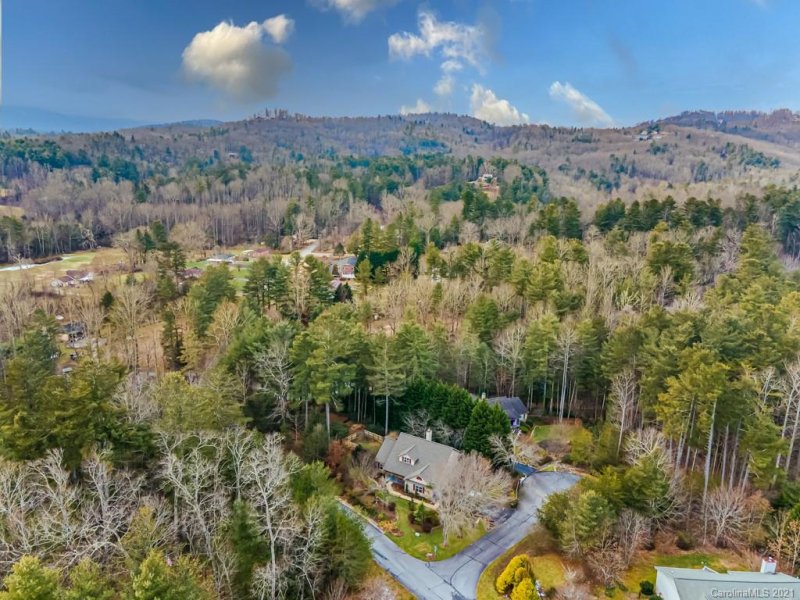 Property image 2 at 101 Pine Cone Hill, Hendersonville, NC 28739