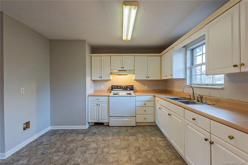 Property image 2 at 1122 Smith Street, Rock Hill, SC 29732