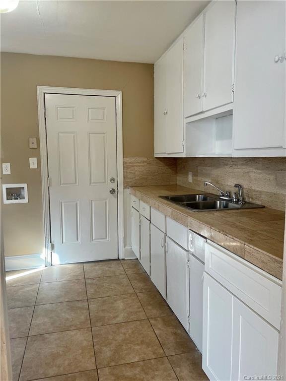 Property image 4 at 820 West Boulevard, Charlotte, NC 28203