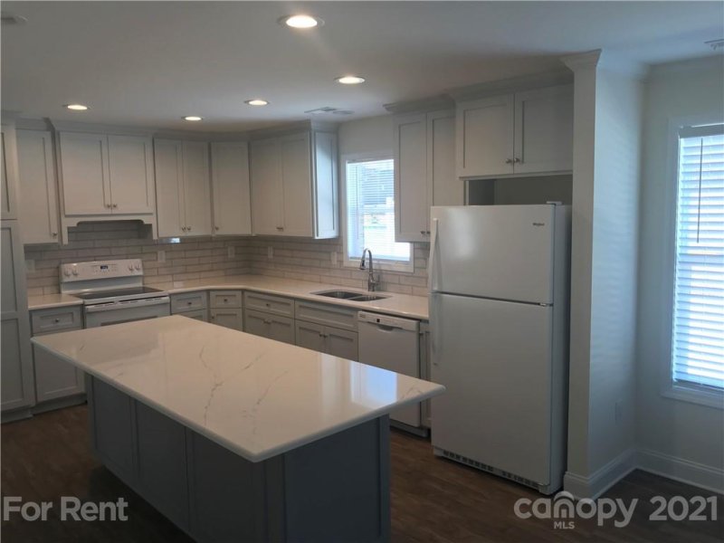 Property image 3 at 716 Catawba Street, Belmont, NC 28012