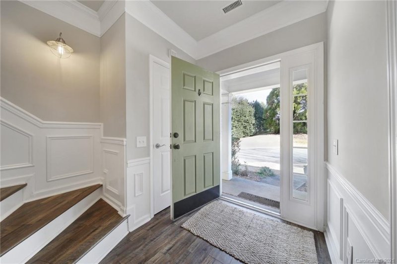 Property image 4 at 14130 Fitzroy Lane, Charlotte, NC 28277