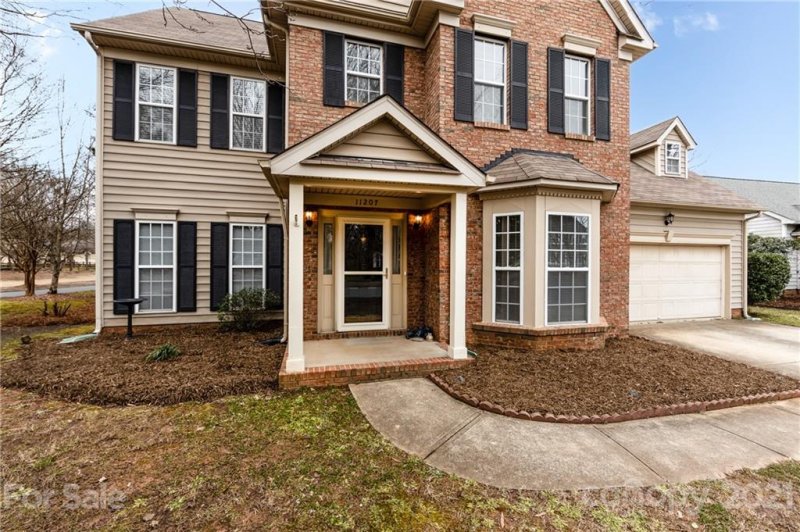Property image 3 at 11207 Ridge Oak Drive, Charlotte, NC 28273