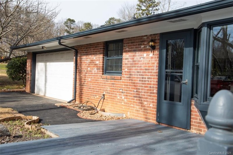 Property image 3 at 3300 Windsor Place, Statesville, NC 28625