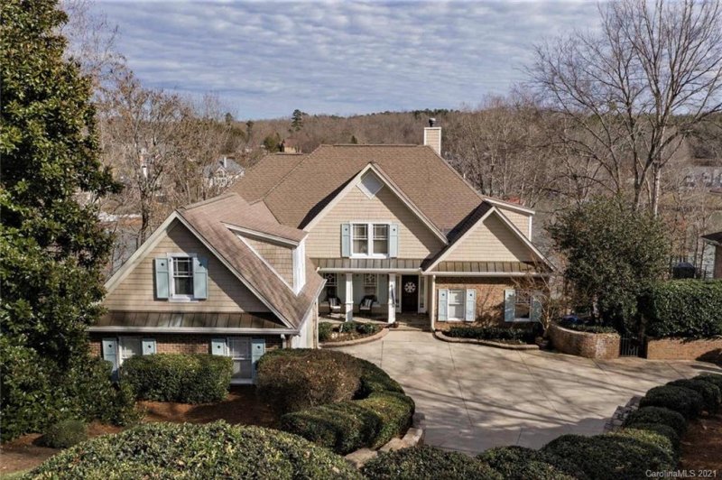 319 Windemere Isle Road