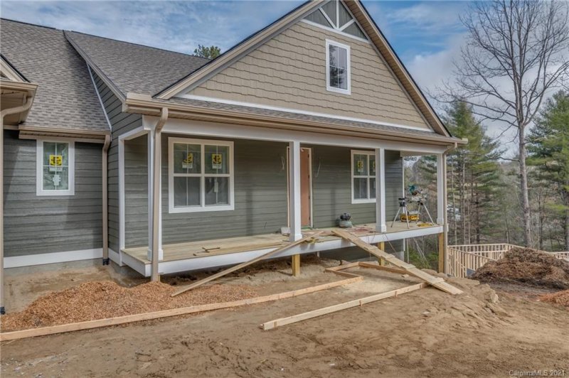 Property image 2 at 113 Wisdom Cove Road, Flat Rock, NC 28731