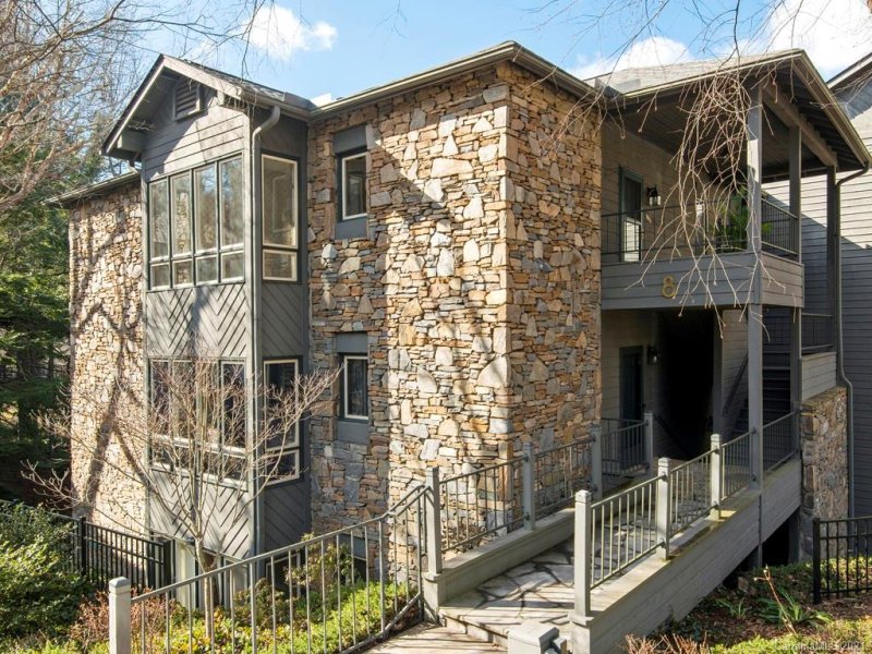 400 Charlotte Street