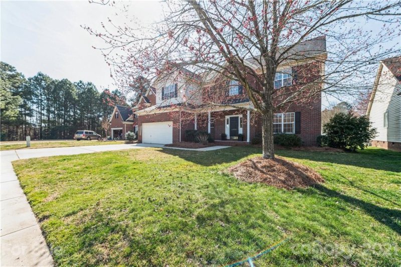 Property image 3 at 11415 Mcginns Trace Court, Charlotte, NC 28277