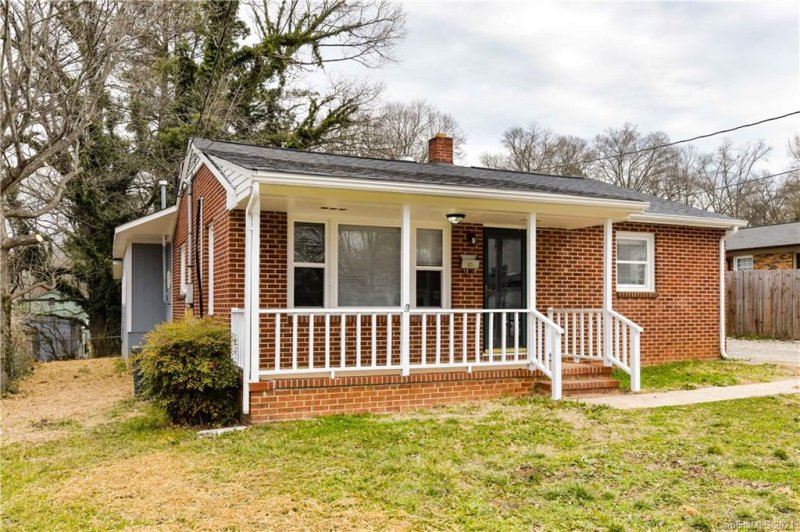 Property image 2 at 614 5th Avenue, Gastonia, NC 28052