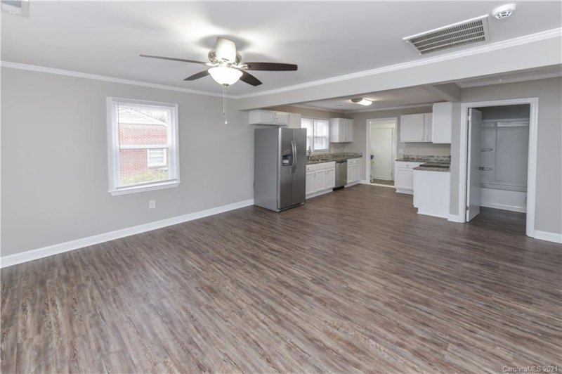 Property image 4 at 614 5th Avenue, Gastonia, NC 28052