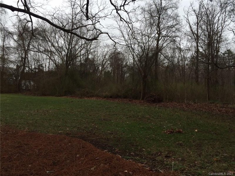 Property image 2 at 127 Wickersham Drive, Statesville, NC 28625