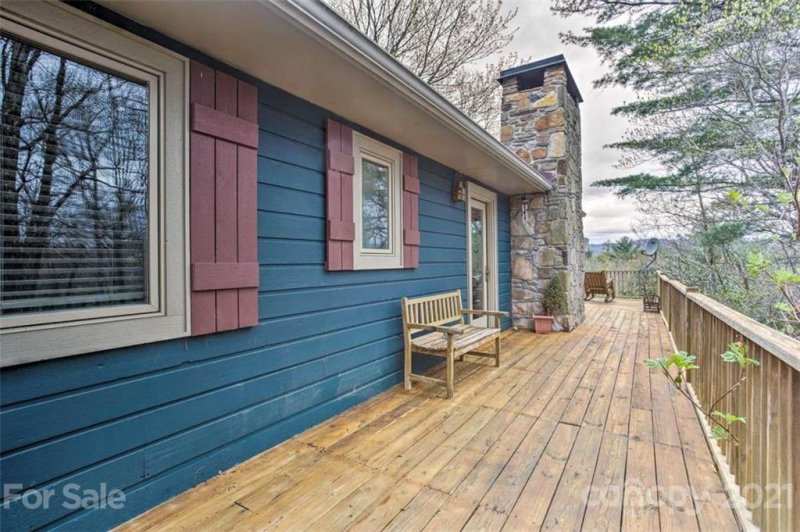 Property image 2 at 68 Qualla Trace, Lake Toxaway, NC 28747