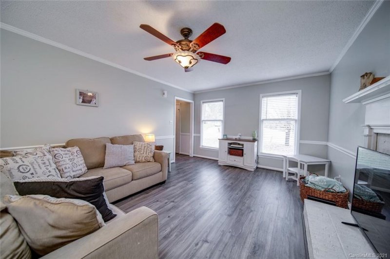 Property image 5 at 579 Burrington Court, Gastonia, NC 28054