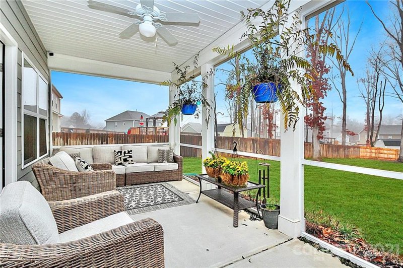 Property image 4 at 155 Autumn Mist Road, Statesville, NC 28677