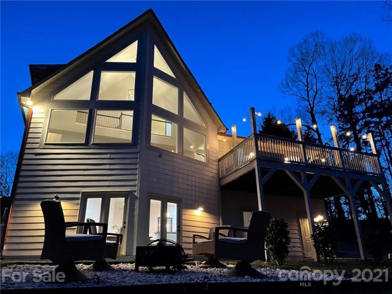 Property image 2 at 555 Laurel Cove Road, Statesville, NC 28677