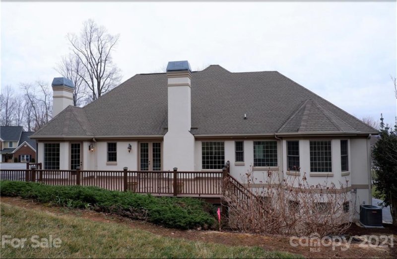 Property image 3 at 14 Round Robin Lane, Mills River, NC 28759