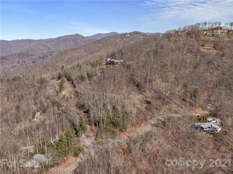 Property image 5 at 999 Falconwood Lane, Asheville, NC 28804