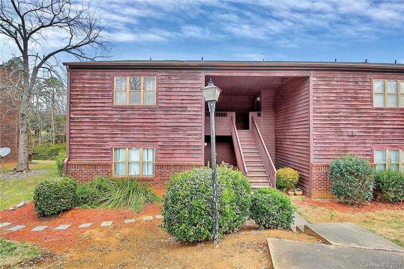 8055 Cedar Glen Drive