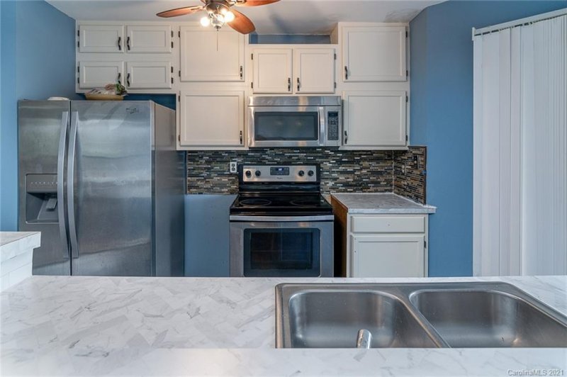 Property image 4 at 8087 Cedar Glen Drive, Charlotte, NC 28212