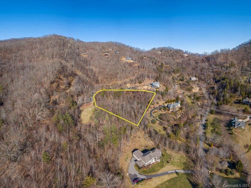 Property image 2 at 405 Rimesdale Way, Waynesville, NC 28785