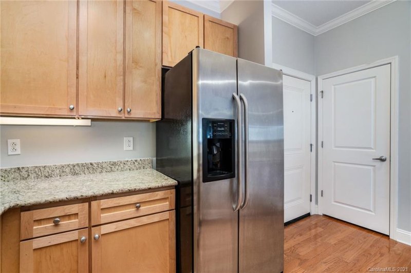 Property image 5 at 721 Governor Morrison Street, Charlotte, NC 28211