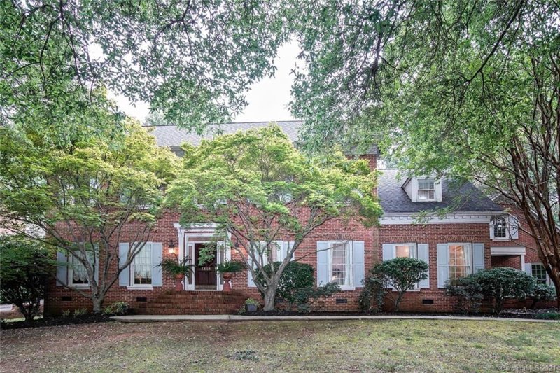 6808 Cameron Glen Drive