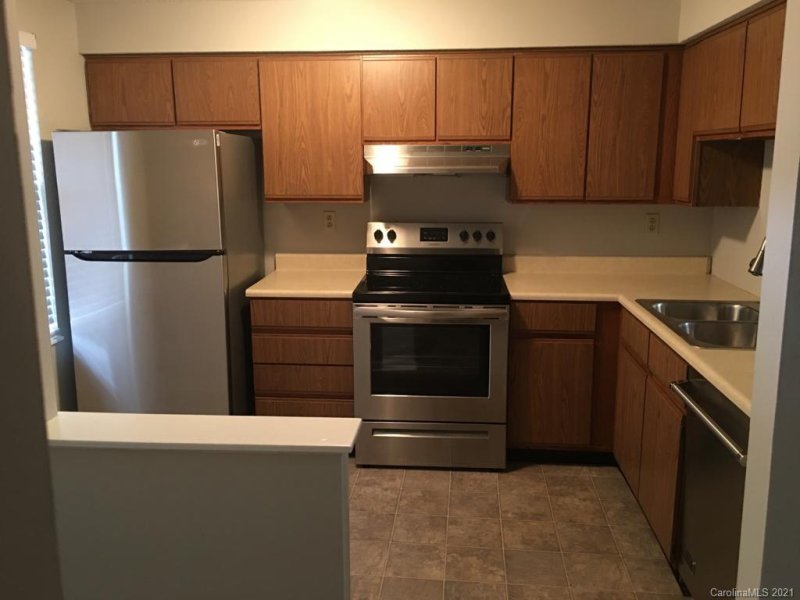 Property image 3 at 156 Water Oak Drive, Pineville, NC 28134
