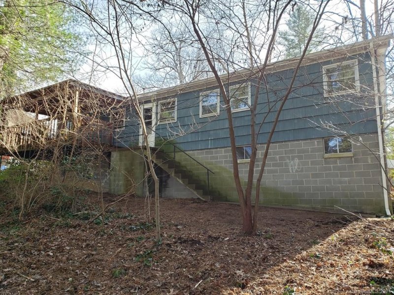 Property image 3 at 13 Beechwood Road, Asheville, NC 28805