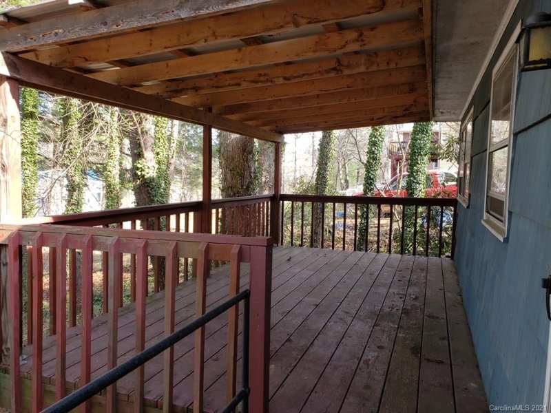 Property image 4 at 13 Beechwood Road, Asheville, NC 28805