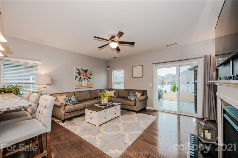 Property image 4 at 1221 Brookcrest Lane, Fort Mill, SC 29708