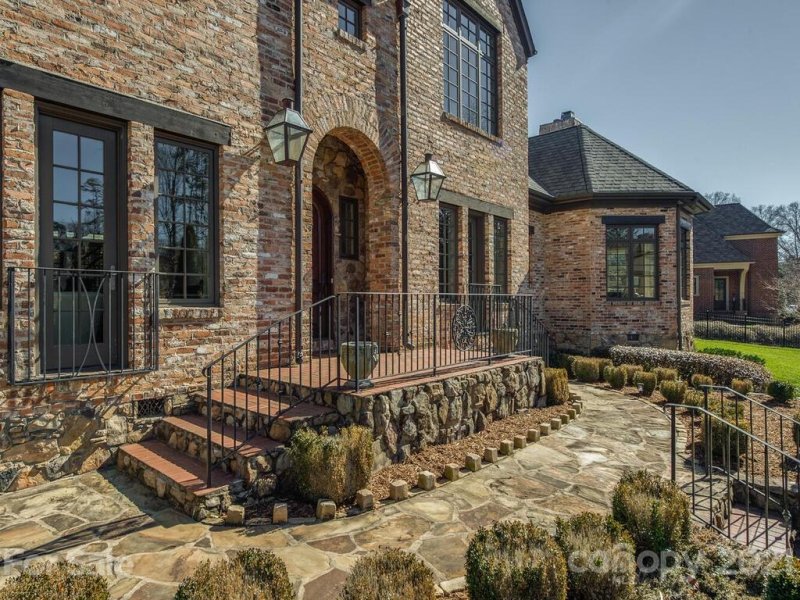 Property image 4 at 5428 Carmel Park Drive, Charlotte, NC 28226