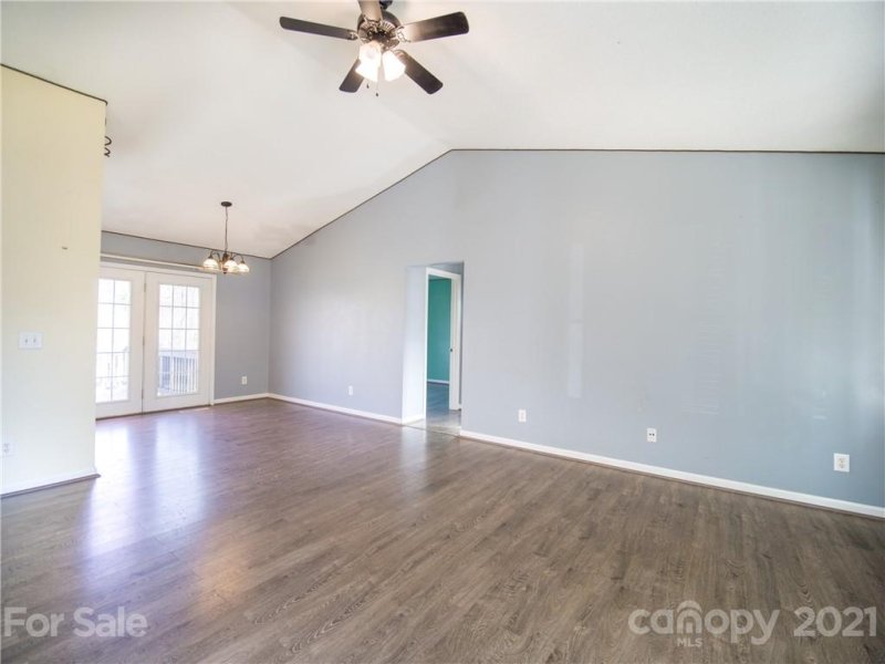 Property image 4 at 512 Willow Road, Salisbury, NC 28147