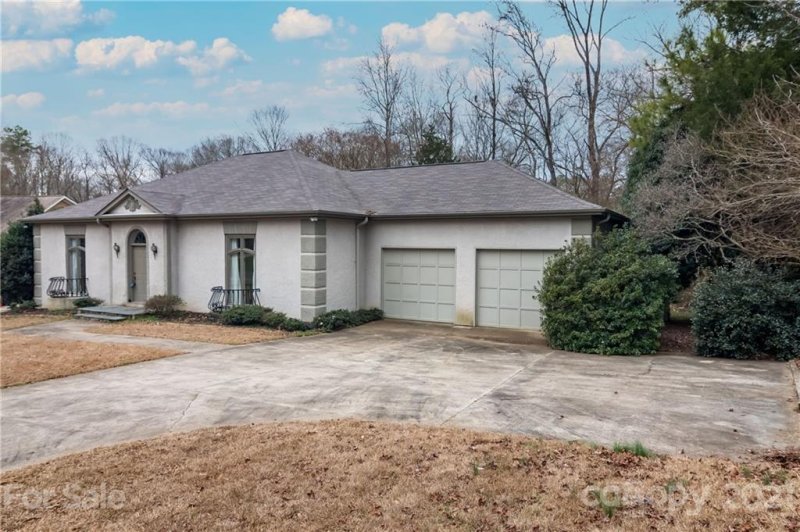 Property image 2 at 6539 Lynn Avenue, Charlotte, NC 28226