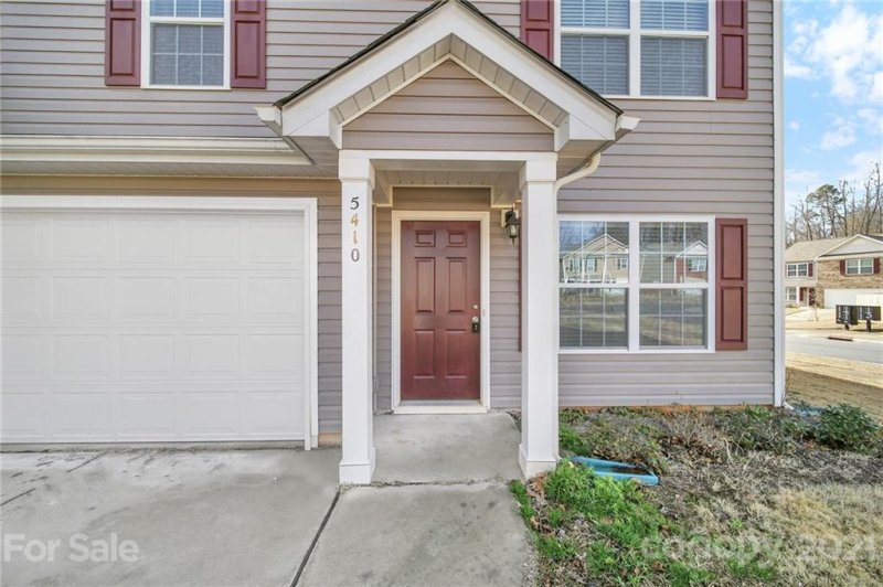 Property image 3 at 5410 Park Brook Drive, Charlotte, NC 28269
